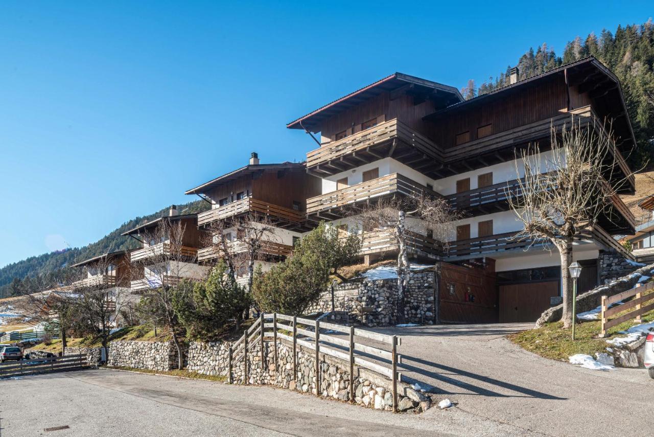 Ciasa Apelli Apartment Pozza di Fassa Exterior foto