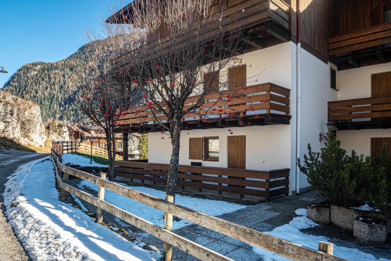 Ciasa Apelli Apartment Pozza di Fassa Exterior foto